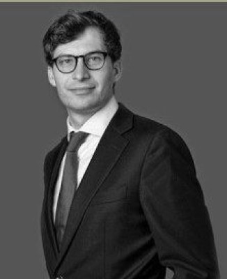 Dealmaker photo