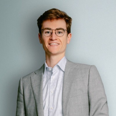 Dealmaker photo