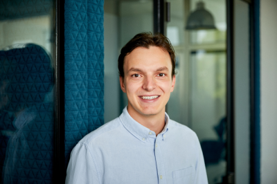 Dealmaker photo