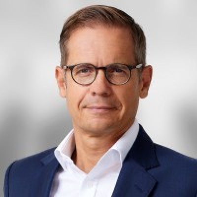 Dealmaker photo