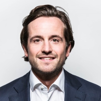 Dealmaker photo