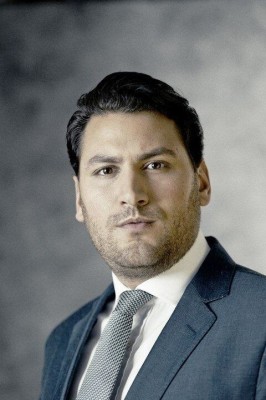 Dealmaker photo