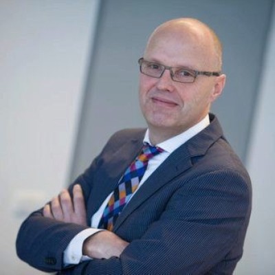 Dealmaker photo