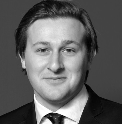 Dealmaker photo