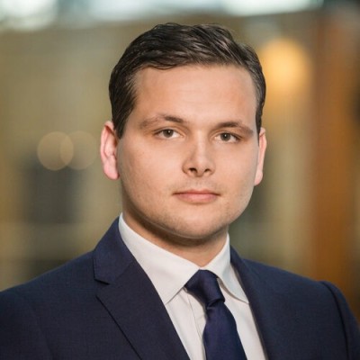Dealmaker photo