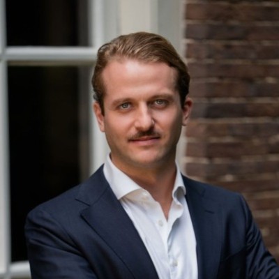 Dealmaker photo