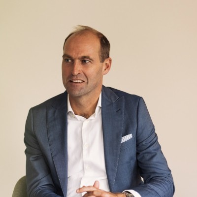 Dealmaker photo