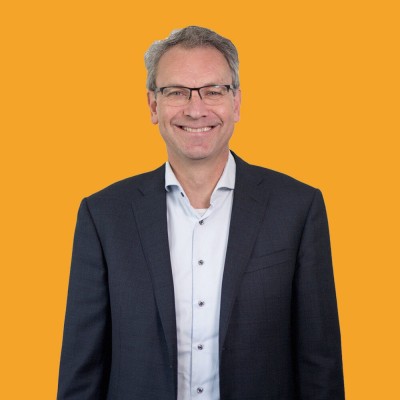 Dealmaker photo