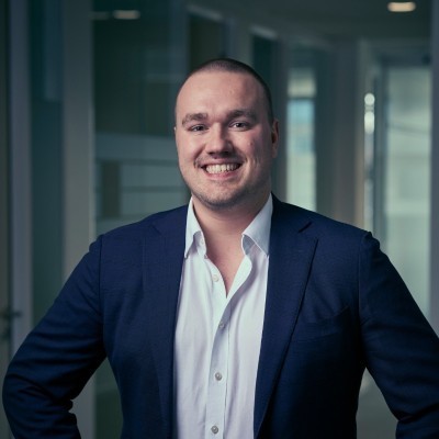 Dealmaker photo