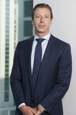 Dealmaker photo