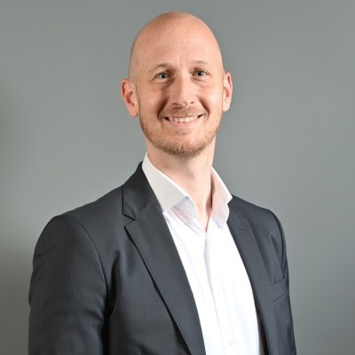 Dealmaker photo