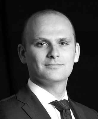 Dealmaker photo