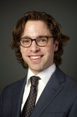Dealmaker photo