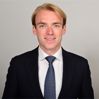 Dealmaker photo