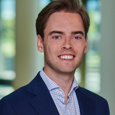 Dealmaker photo