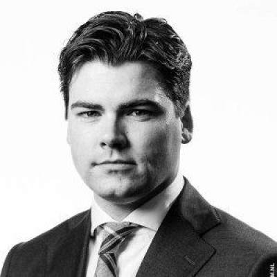 Dealmaker photo