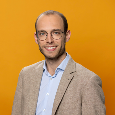 Dealmaker photo