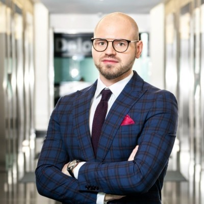 Dealmaker photo