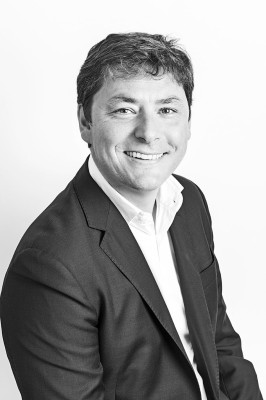 Dealmaker photo