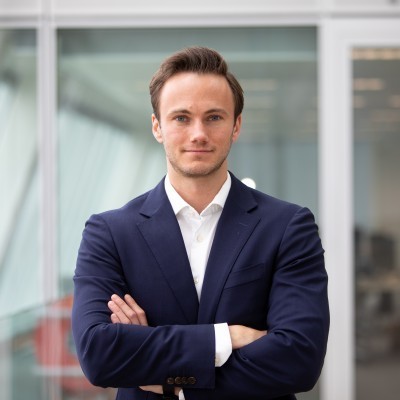 Dealmaker photo