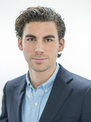 Dealmaker photo